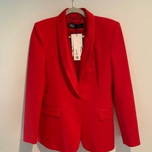 New red Zara red suit with tuxedo detail
